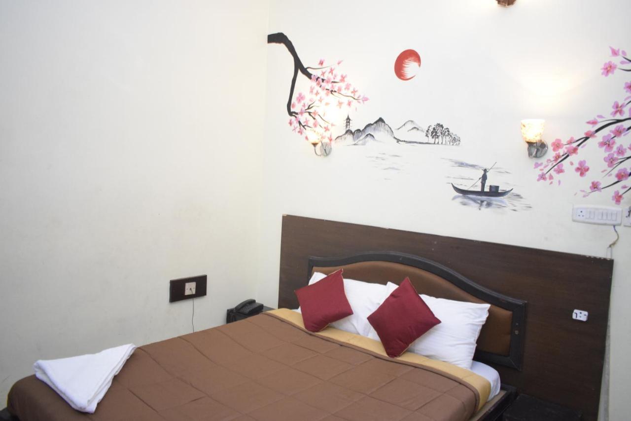 Fabexpress Prana Grande Hotel Пондичери Екстериор снимка